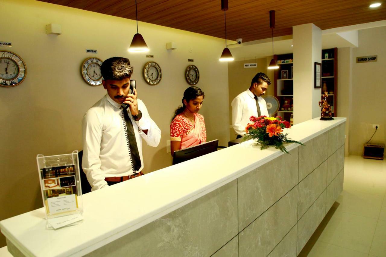 Hotel Panacea Ventures Коллам Экстерьер фото
