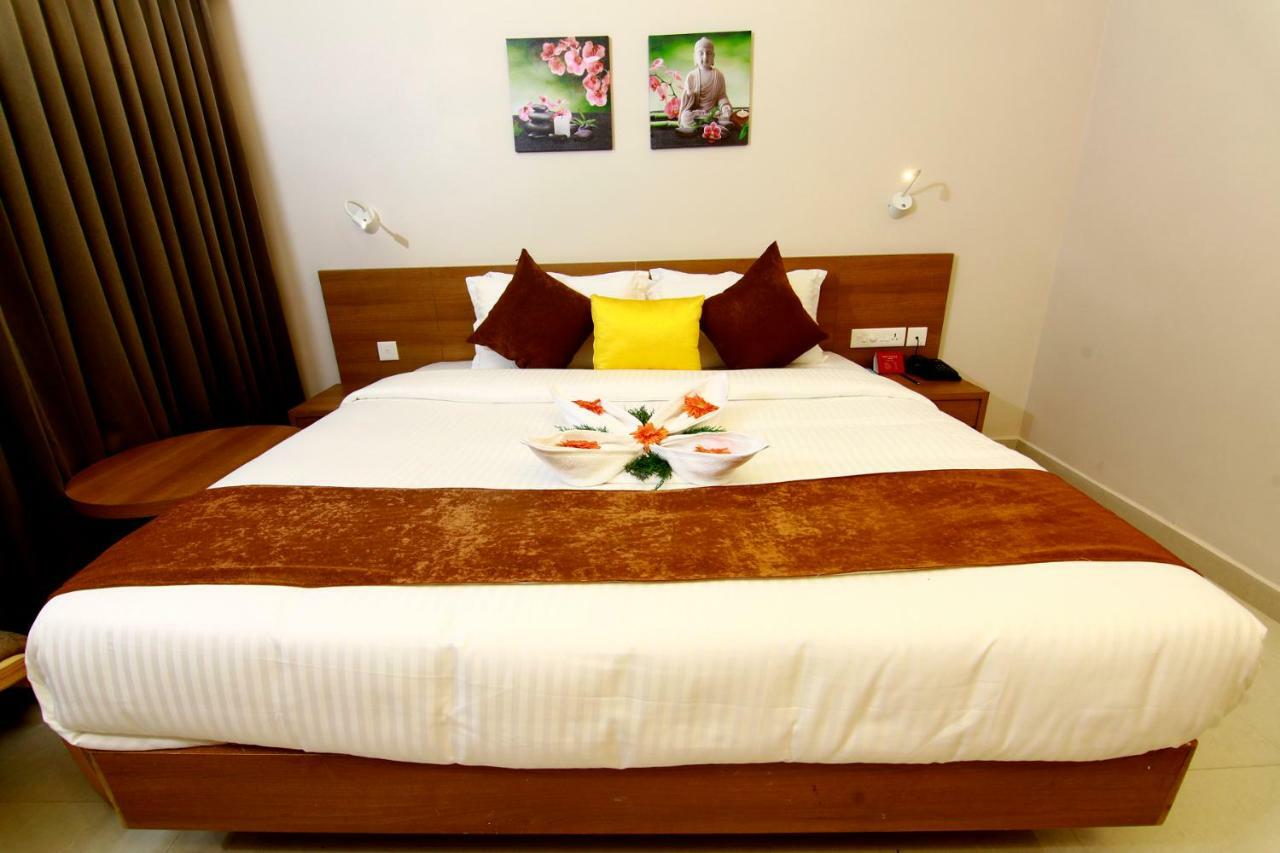 Hotel Panacea Ventures Коллам Экстерьер фото